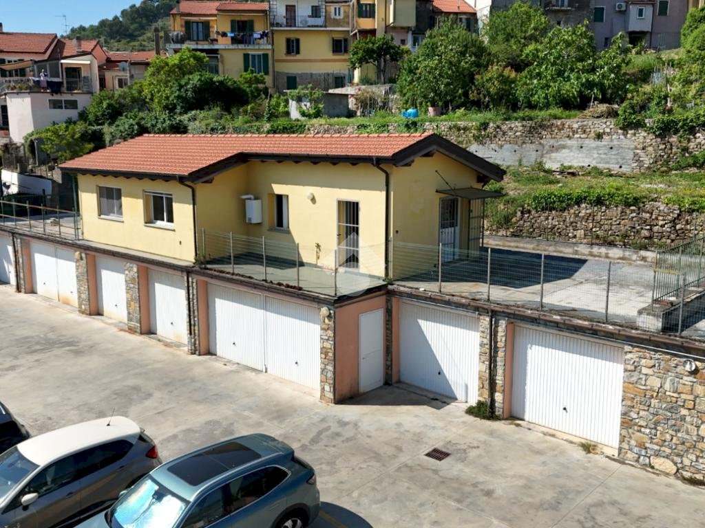 Independent house Via papa giovanni VIII, Imperia - photo 1