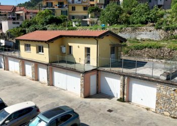 Independent house Via papa giovanni VIII, Imperia - photo 1