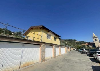 Independent house Via papa giovanni VIII, Imperia - photo 23