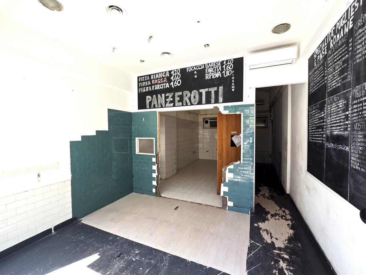 1000412124.jpg - Commercial Premises Viale Somalia 47, Roma - photo 1