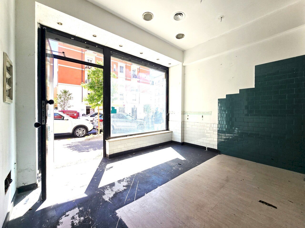 1000412116.jpg - Commercial Premises Viale Somalia 47, Roma - photo 3