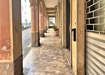 PORTICATO E VIA SCHIAFFINO - Commercial Premises Via Piero Schiaffino 58, Camogli - photo 5