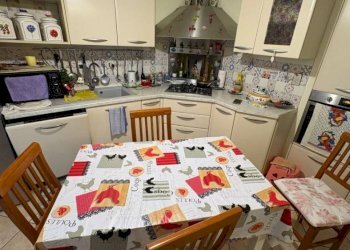 Four-room apartment Via San Damiano Macra, 25, Cuneo - photo 7