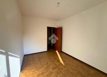 Portion of a house Via S. Giovanni Bosco, Vercelli - photo 11