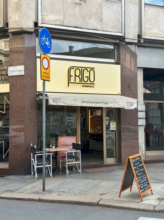 Zona - Cafeteria - Cold Bar via Arsenale, 25A, Torino (neighborhood Centro) - photo 2