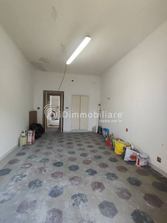 Camera da letto - Quadrilocale corso Giulio Cesare, 24, Torino (zona Aurora) - foto 2
