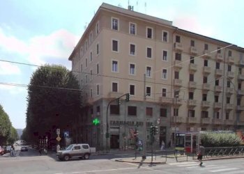 Facciata - Four-room apartment corso Giulio Cesare, 24, Torino (neighborhood Aurora) - photo 1