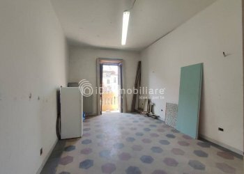 Camera da letto - Four-room apartment corso Giulio Cesare, 24, Torino (neighborhood Aurora) - photo 12