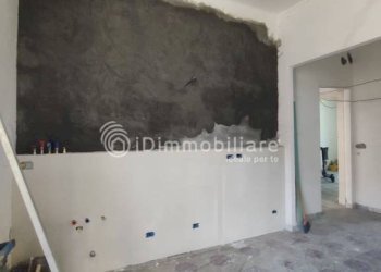 Salone - Quadrilocale corso Giulio Cesare, 24, Torino (zona Aurora) - foto 20
