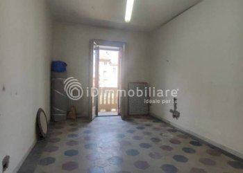 Stanza non arredata - Quadrilocale corso Giulio Cesare, 24, Torino (zona Aurora) - foto 22
