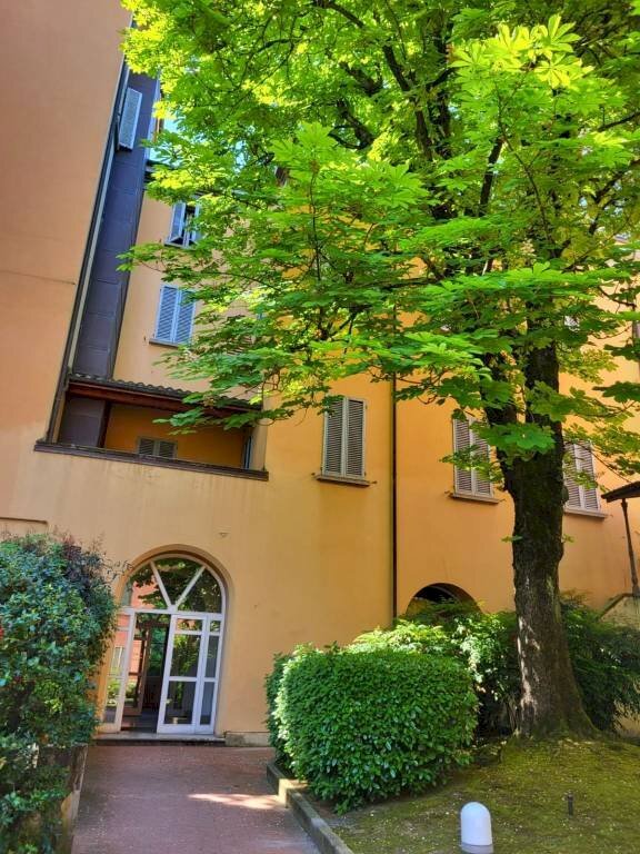 Facciata - Appartamento via Santo Stefano, 103, Bologna (zona Centro Storico) - foto 3