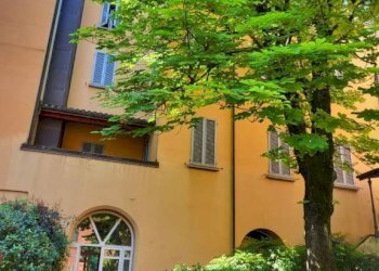 Facciata - Appartamento via Santo Stefano, 103, Bologna (zona Centro Storico) - foto 3