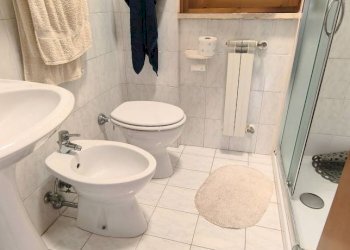 Bagno - Trilocale via dell'Appagliatore, 90, Roma (zona Lido di Ostia) - foto 17
