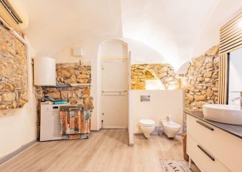 16.jpg - Trilocale Via Roglio 16, Sanremo - foto 26
