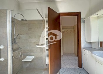 bagno - Trilocale Via N. Sauro 16, Laveno-Mombello - foto 22