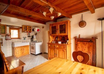 Zona giorno - Four-room apartment Frazione Saint Denis Capoluogo, 38, Saint-Denis - photo 9