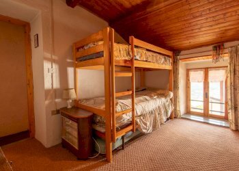 Camera - Four-room apartment Frazione Saint Denis Capoluogo, 38, Saint-Denis - photo 24