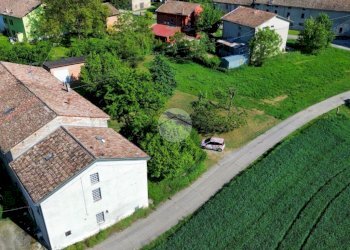 Rustic Frazione Trai, Colorno - photo 11