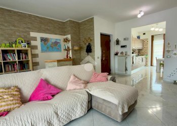 Four-room apartment Viale Po, Crescentino - photo 4