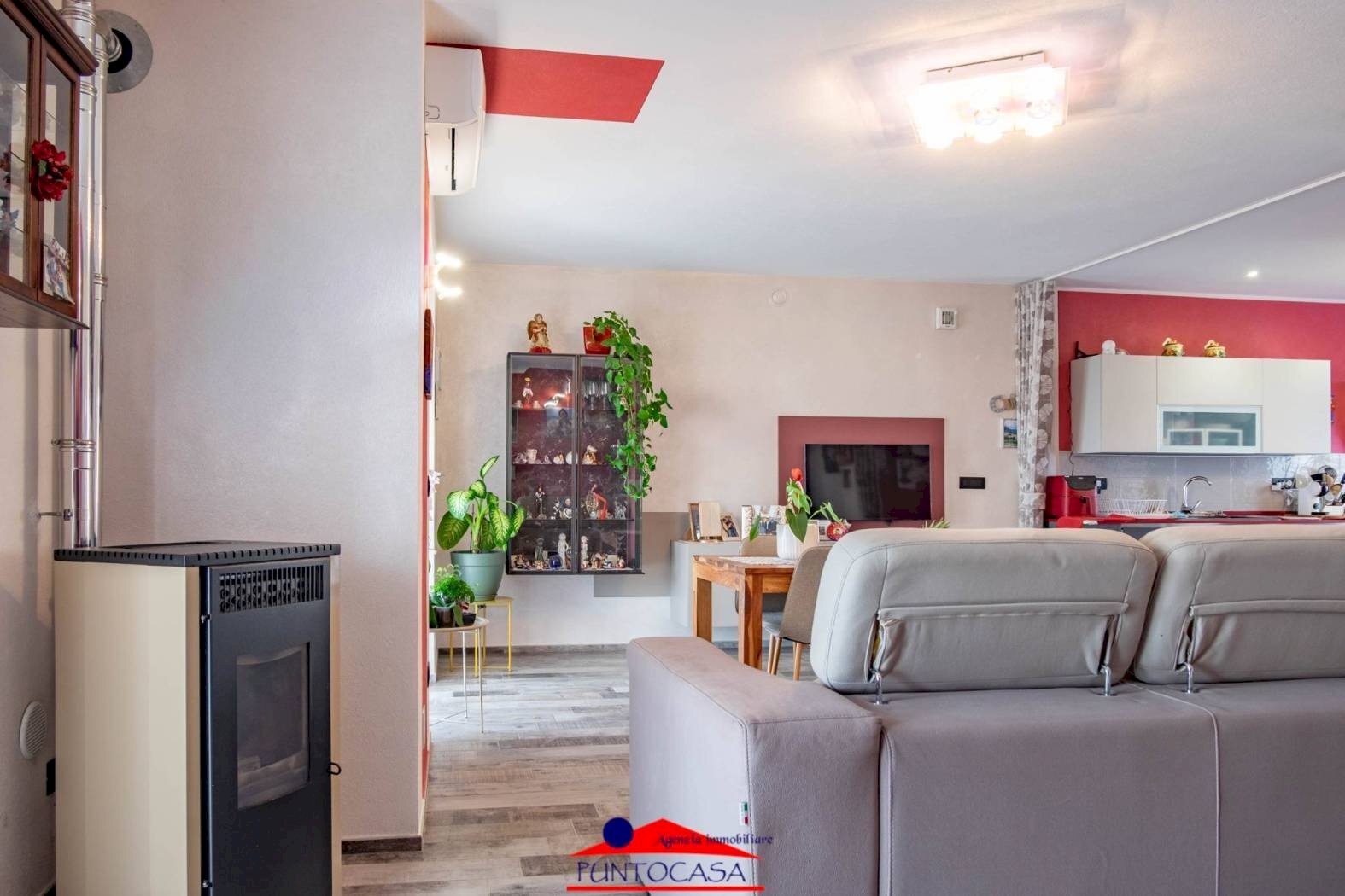 Four-room apartment Via Alessandro Volta, 1, Tarantasca - photo 2