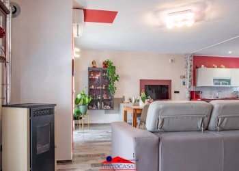 Four-room apartment Via Alessandro Volta, 1, Tarantasca - photo 2