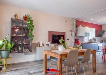 Four-room apartment Via Alessandro Volta, 1, Tarantasca - photo 3