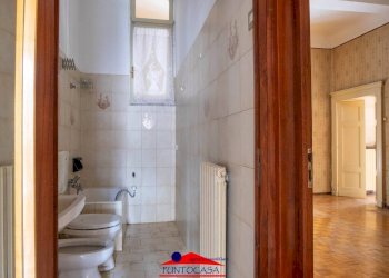 Trilocale Via Fratelli Ramorino, 6, Cuneo (zona Centro Storico) - foto 12