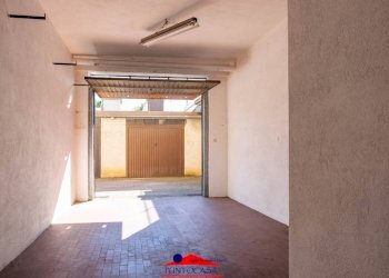Box Corso 25 Aprile, 33, Busca - photo 5