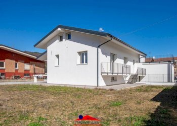 Semi-detached Villa Via Pes di Villamarina, 18, Busca - photo 2