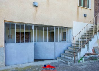 Farmhouse Strada Raffo, 32, Busca - photo 23