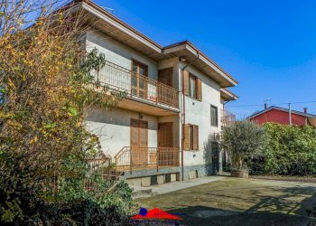 Semi-detached Villa Via Castelletto, 23, Busca - photo 2