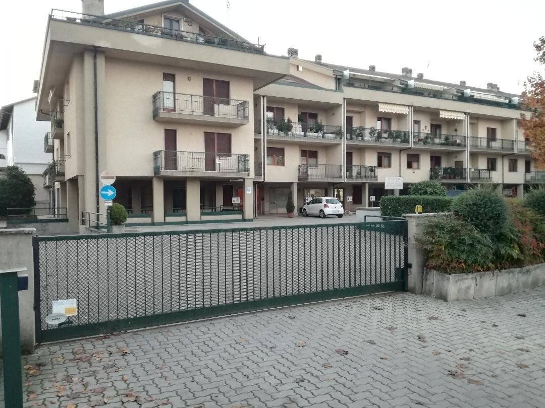 Loft Via Dronero, 6, Busca - foto 1