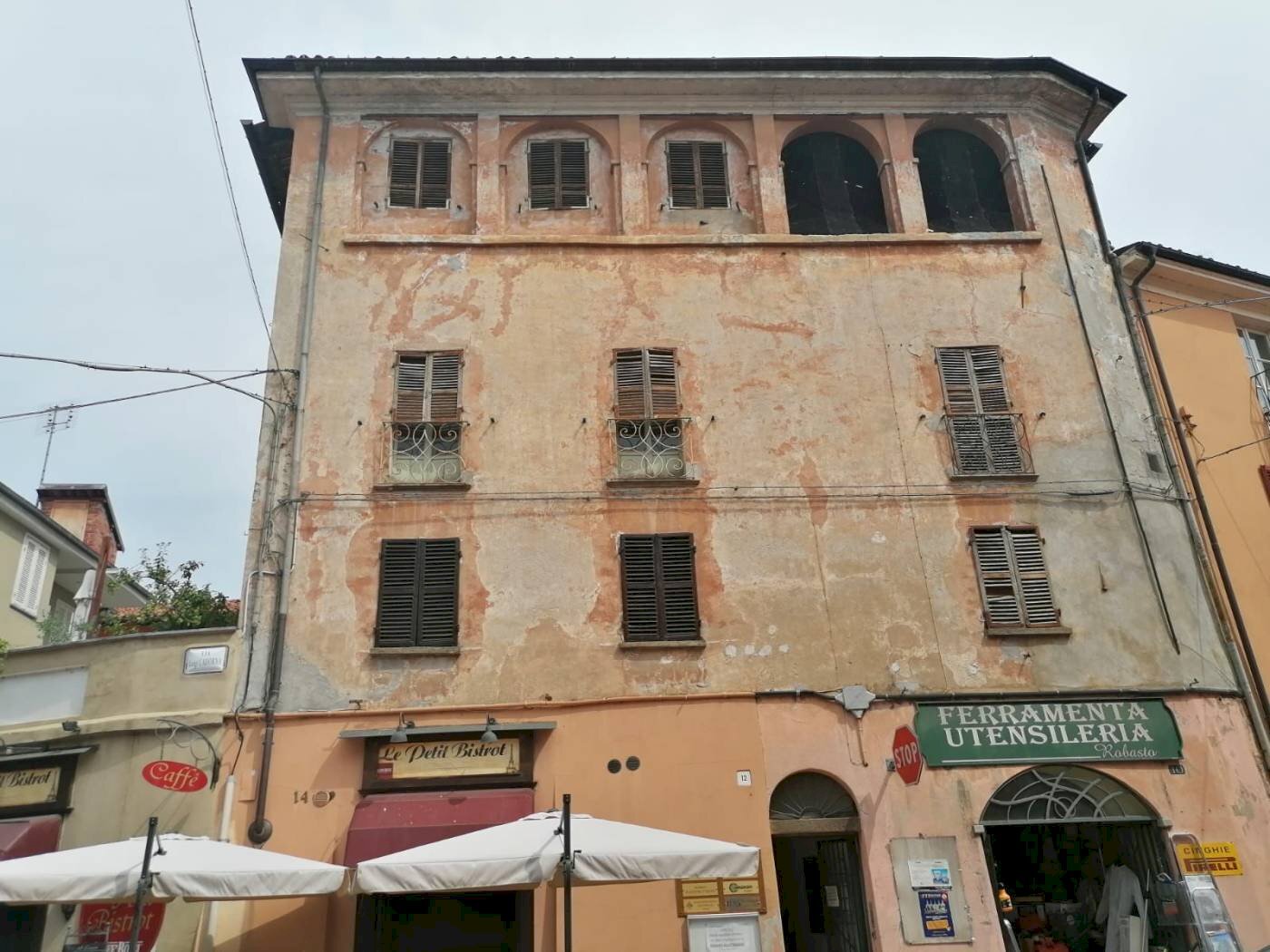Apartment Via Umberto I, 43, Busca - photo 2