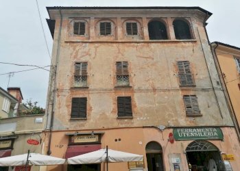 Apartment Via Umberto I, 43, Busca - photo 2