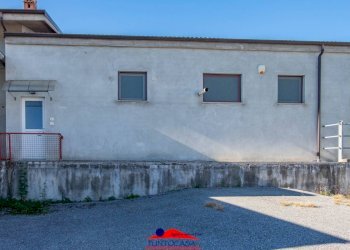 Warehouse Busca - photo 1