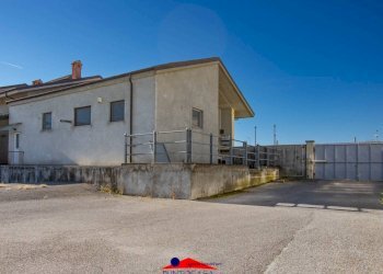 Warehouse Busca - photo 2