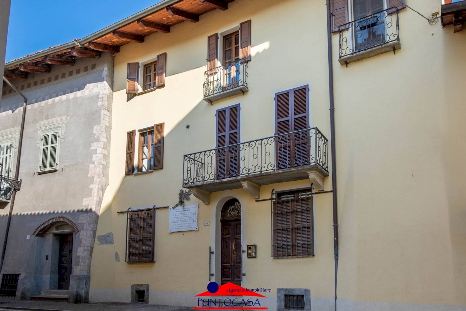 Four-room apartment Via Costanzo Rinaudo, 18, Busca - photo 1