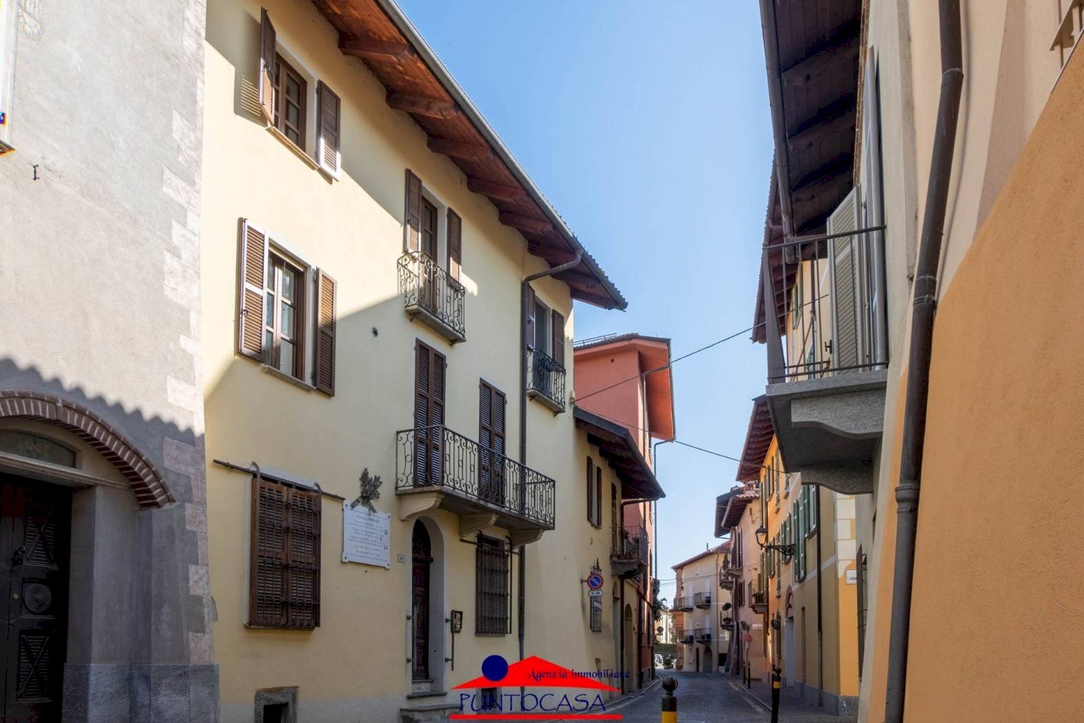 Four-room apartment Via Costanzo Rinaudo, 18, Busca - photo 2