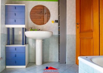 Four-room apartment Via Costanzo Rinaudo, 18, Busca - photo 28