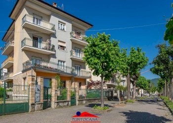 Quadrilocale Viale Stazione, 28, Dronero - foto 1
