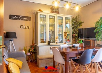 Three-room apartment Via della Repubblica, 2, Dronero - photo 1