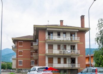 Three-room apartment Via della Repubblica, 2, Dronero - photo 3