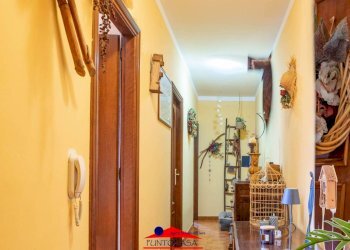 Three-room apartment Via della Repubblica, 2, Dronero - photo 5