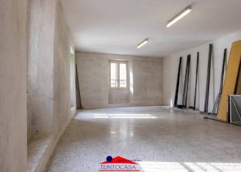 Independent house Via Umberto I, 26, Busca - photo 36