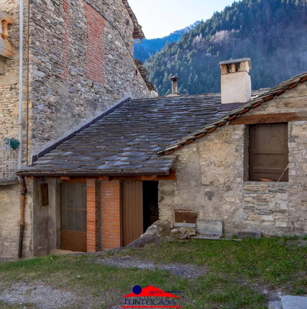 Rustic Frazione Bassura, Stroppo - photo 1