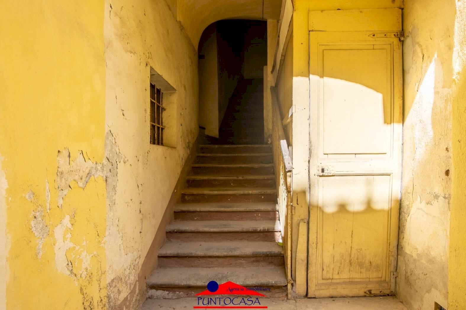 Apartment Via Umberto I, 128, Busca - photo 3