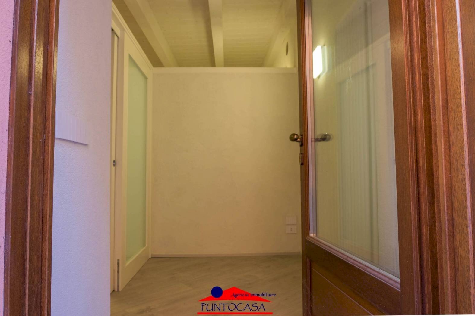 Office Via Massimo d'Azeglio, 5, Busca - photo 2