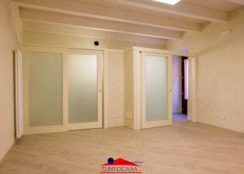 Office Via Massimo d'Azeglio, 5, Busca - photo 5