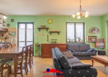 Four-room apartment Frazione Castelletto, Busca - photo 4