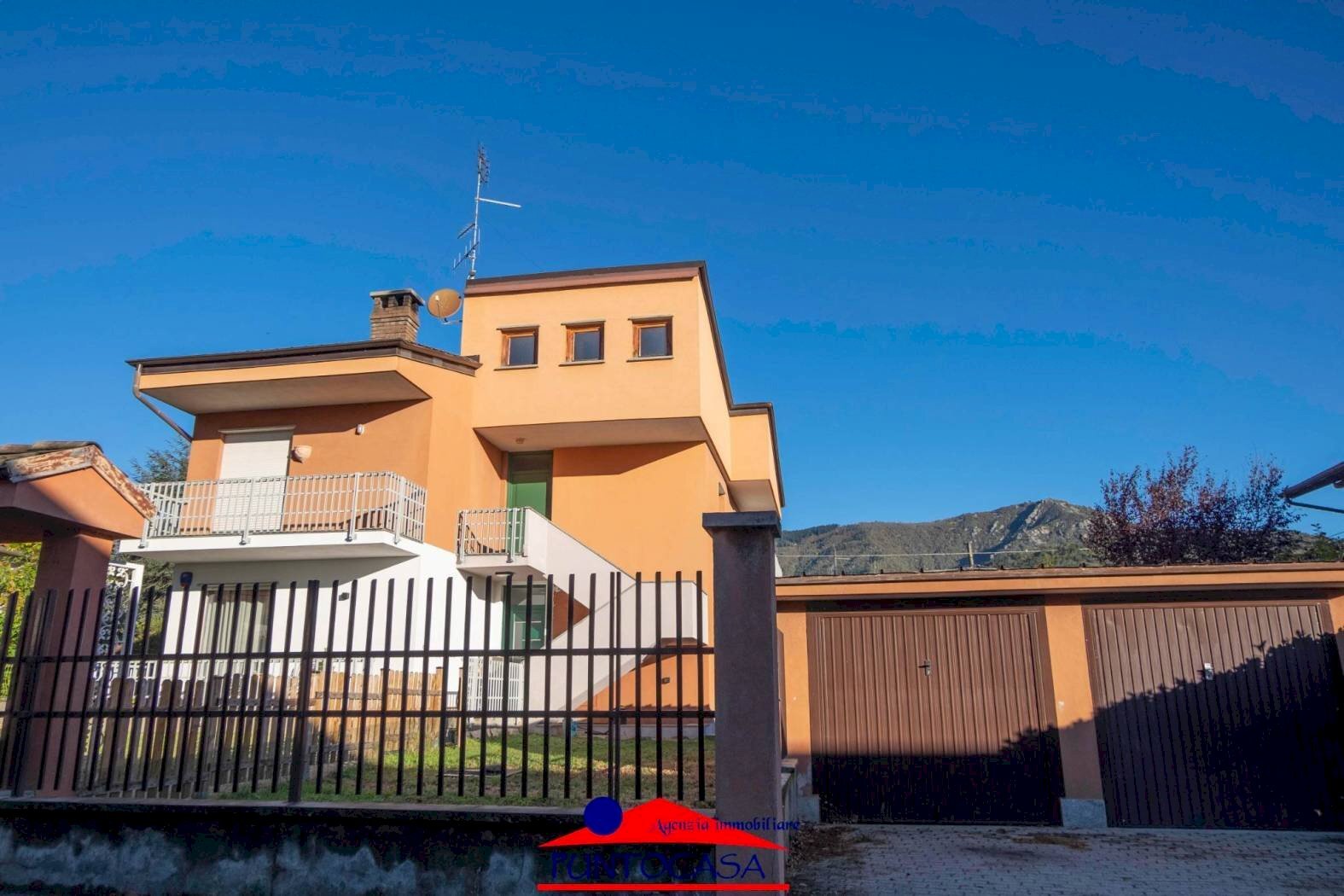 Apartment Via Copetta, 24, Dronero - photo 1